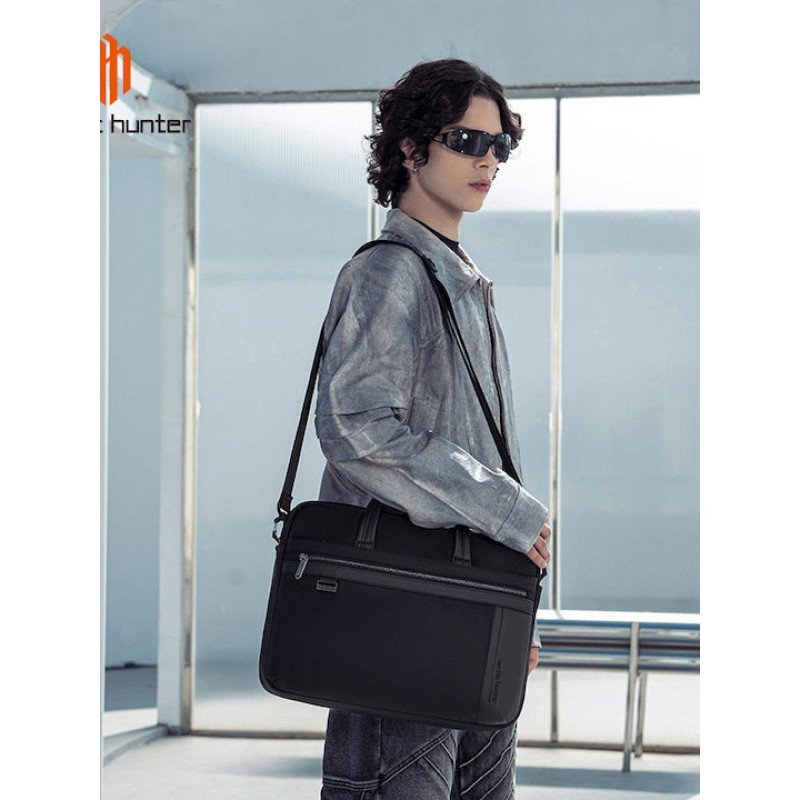 ARCTIC HUNTER τσάντα ώμου GWB00849 με θήκη laptop 15.6", 14L, μαύρη GWB00849-BK ARCTIC HUNTER τσάντα ώμου GWB00849 με θήκη laptop 15.6", 14L, μαύρη GWB00849-BK