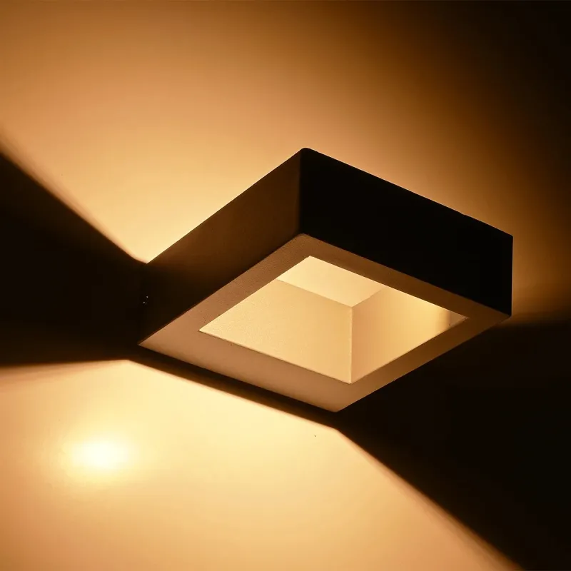 kelvo® AURA KLV-101-0117 Φωτιστικό Τοίχου / Απλίκα LED 7W 875lm 45° AC 220-240V Αδιάβροχο IP65 Θερμό Λευκό 2700K - Bridgelux COB Chip & TÜV SÜD Driver - Γκρι Ανθρακί Ματ - Μ13 x Π15 x Υ4.5cm - 5 Χρόνια Εγγύηση