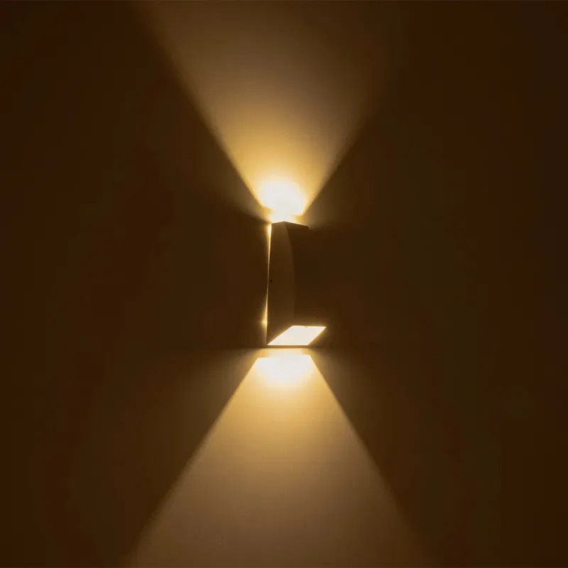 kelvo® FLUX KLV-101-0121 Φωτιστικό Τοίχου / Απλίκα LED 6W 750lm 30° AC 220-240V Αδιάβροχο IP65 Θερμό Λευκό 2700K - Bridgelux COB Chip & TÜV SÜD Driver - Λευκό Ματ - Μ5 x Π8.5 x Υ17cm - 5 Χρόνια Εγγύηση
