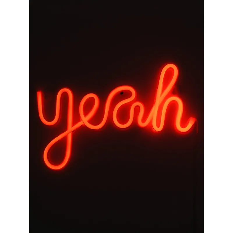 GloboStar® 78589 Φωτιστικό Ταμπέλα Φωτεινή Επιγραφή NEON LED Σήμανσης YEAH 5W με Καλώδιο Τροφοδοσίας USB - Μπαταρίας 3xAAA (Δεν Περιλαμβάνονται) - Κόκκινο