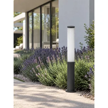 GLOBOSTAR® CYLIS GLB-103-0014 Φωτιστικό Κολωνάκι Κήπου LED 15W 1350lm 360° AC 220-240V Αδιάβροχο IP65 Θερμό Λευκό 2700K - Sanan SMD Chip - Μαύρο Ματ - Μ13 x Π13 x Υ80cm - 3 Χρόνια Εγγύηση