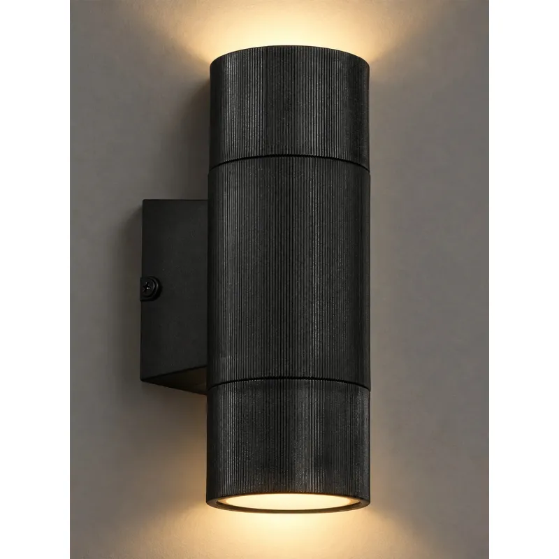 GLOBOSTAR® WALLY 77877 Μοντέρνο Φωτιστικό Τοίχου - Απλίκα με Ντουί 2 x GU10 AC 220-240V Αδιάβροχο IP65 - Μαύρο Ματ - Μ6.5 x Π9 x Υ18cm