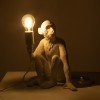 GLOBOSTAR® APES 01808 Μοντέρνο Επιτραπέζιο Φωτιστικό Πορτατίφ με Ντουί 1 x E27 AC 220-240V IP20 - Λευκό - Μ30 x Π27 x Υ30cm