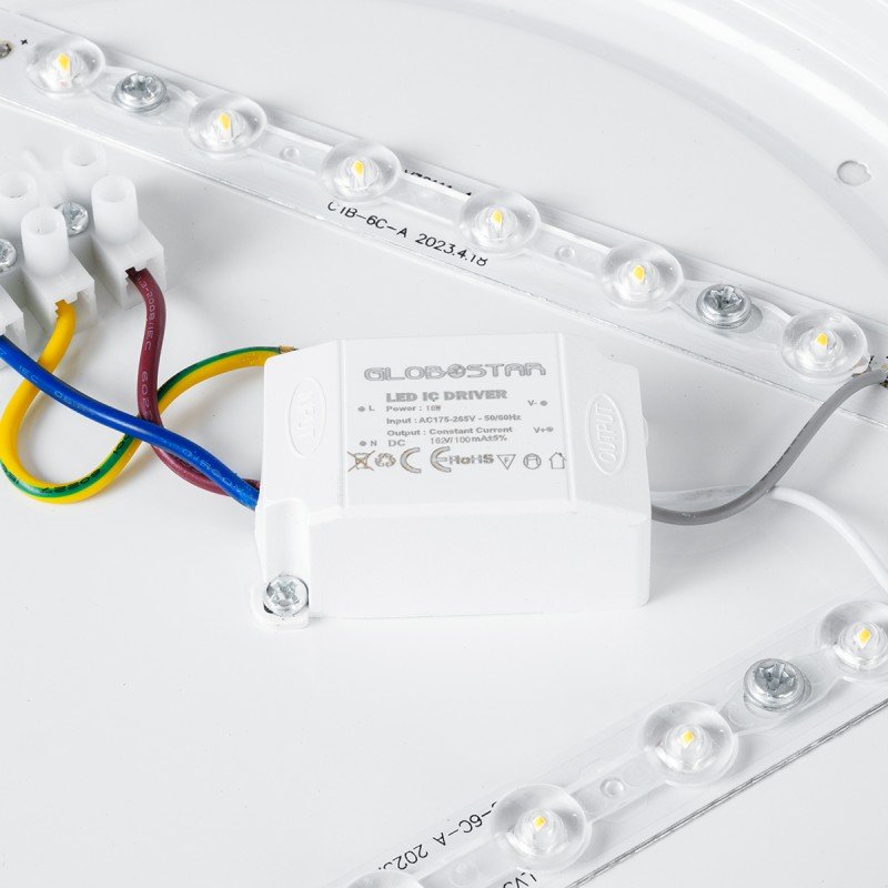 GLOBOSTAR® CELANO 61007 Μοντέρνο Φωτιστικό Οροφής LED 20W 1800lm 120° AC 220-240V Αδιάβροχο IP54 Θερμό Λευκό 2700K - Lumileds SMD Chip - Λευκό Γαλακτερό - Μ26 x Π26 x Υ6cm - 3 Χρόνια Εγγύηση