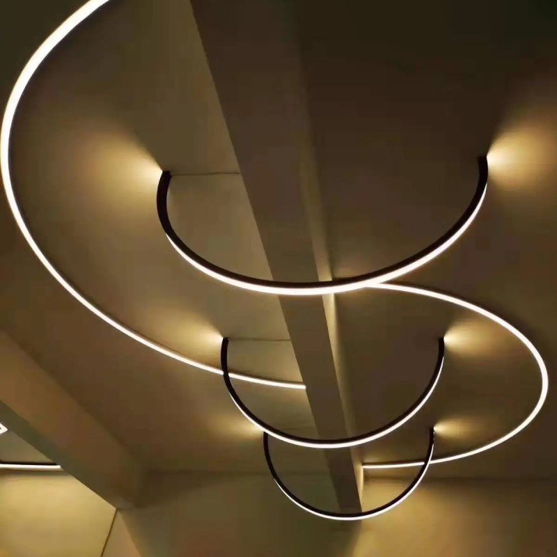 GLOBOSTAR® ALP-LINEAR CURBARIO 70802-3M Επιφανειακό Εύκαμπτο Προφίλ Αλουμινίου με Λευκό Γαλακτερό Πατητό Κάλυμμα για Ταινίες LED IP20 - Ασημί & Λευκό - Μ300 x Π1.8 x Υ0.5cm - Πακέτο 5 Τεμαχίων
