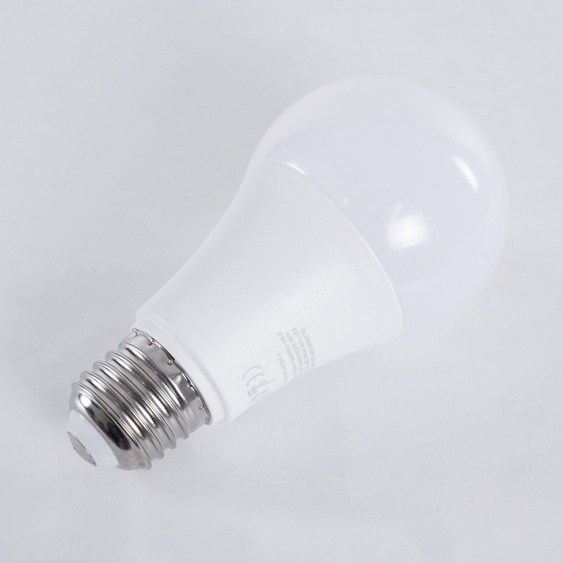GLOBOSTAR® GLOBE 60055 Λάμπα E27 A60 με Αισθητήρα Κίνησης Microwave LED 10W 970lm 260° AC 220-240V IP20 Φυσικό Λευκό 4500K - Lumileds SMD Chip - Λευκό Γαλακτερό - Μ6 x Π6 x Υ11cm - 3 Χρόνια Εγγύηση