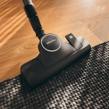Σκούπα Με Σακούλα Miele Guard M1 Silence Γκρι 890w 